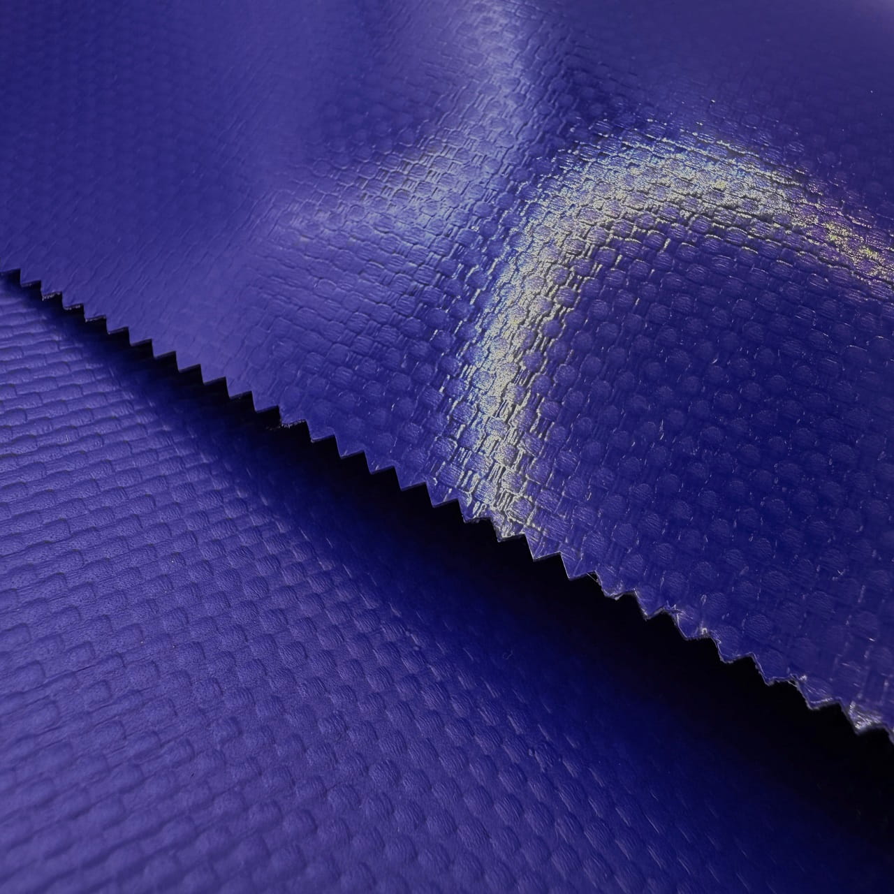 ПВХ ТКАНЬ Polystar-SL 900г/м2 синий RAL 5002 гл. -30С 3м 50м