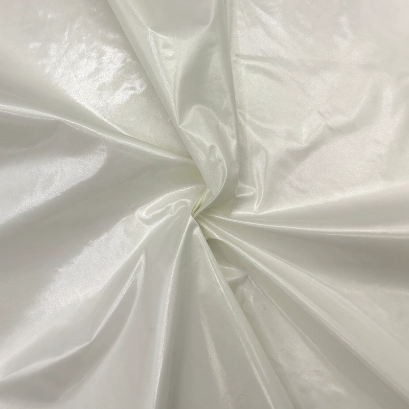 КУРТОЧНАЯ ТКАНЬ ОИЛ HT-099-B 68г/м2 1,5м 100%нейлон WR (КУРТОЧНАЯ ТКАНЬ ОИЛ WR HT-099-B 68г/м2 1,5м 100%нейлон молочный 11-0107)